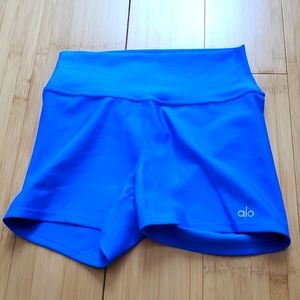 Alo yoga shorts